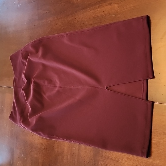 Lululemon New Route Skirt - Picture 9 of 11